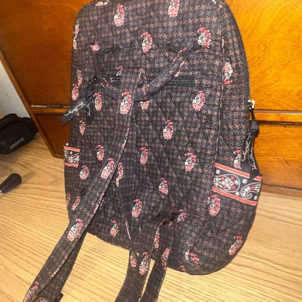 Vera Bradley Floral Black & Red Quilted BackPack Shoulder Bag Sling w/Rain Bag